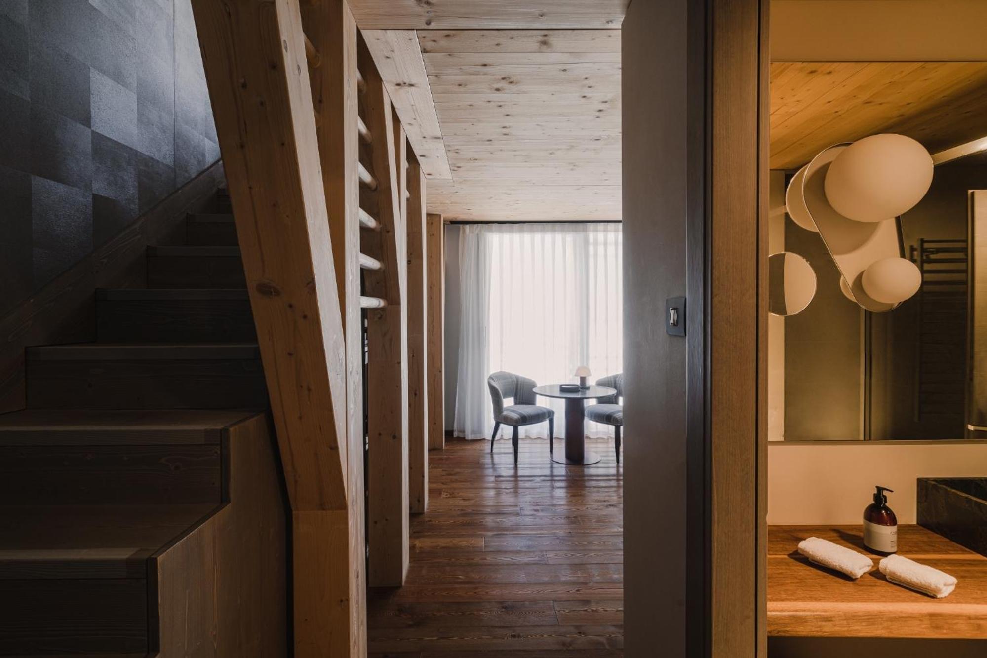 Aethos Monterosa Hotel 5*
